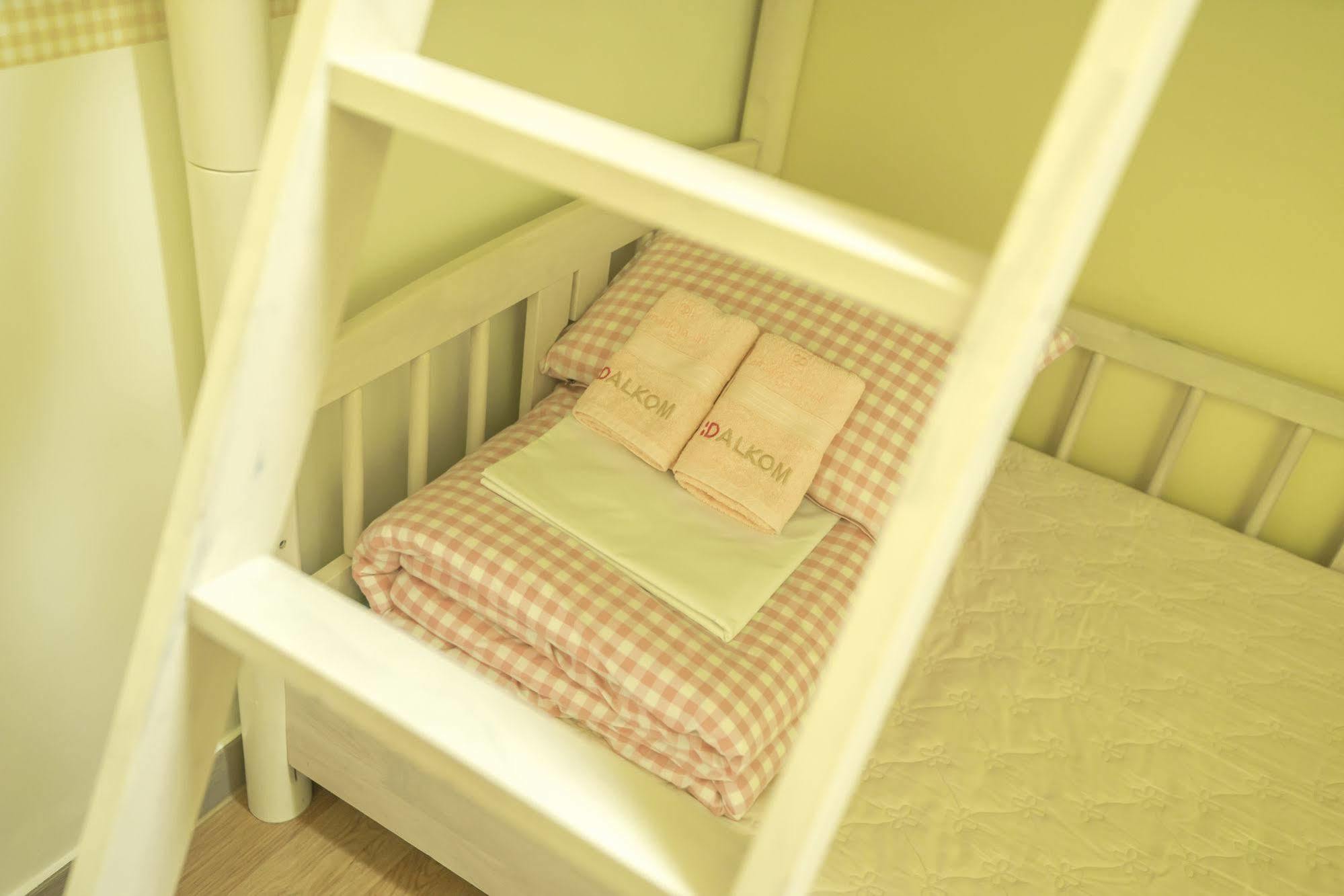 Dalkom Myeongdong Guesthouse Seoul Exterior photo