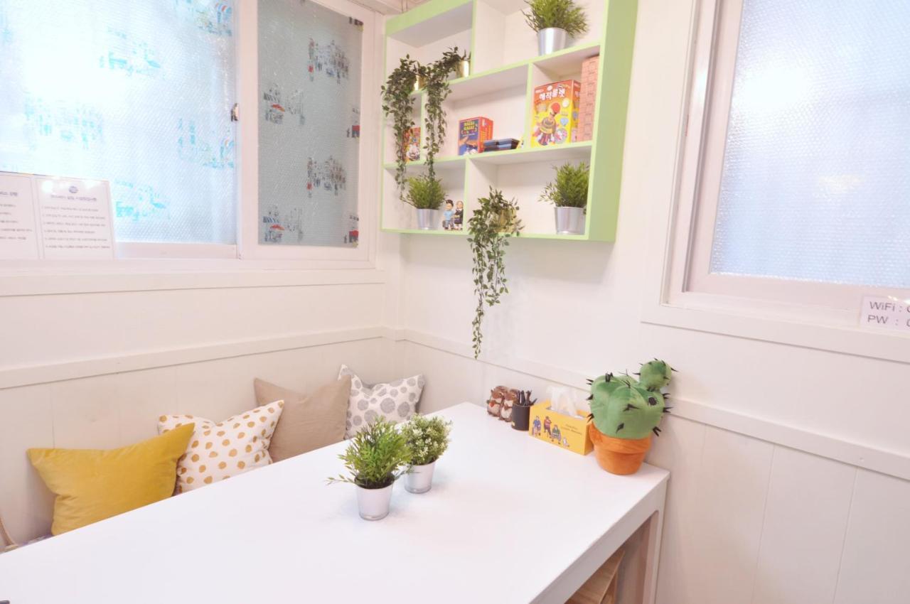 Dalkom Myeongdong Guesthouse Seoul Exterior photo