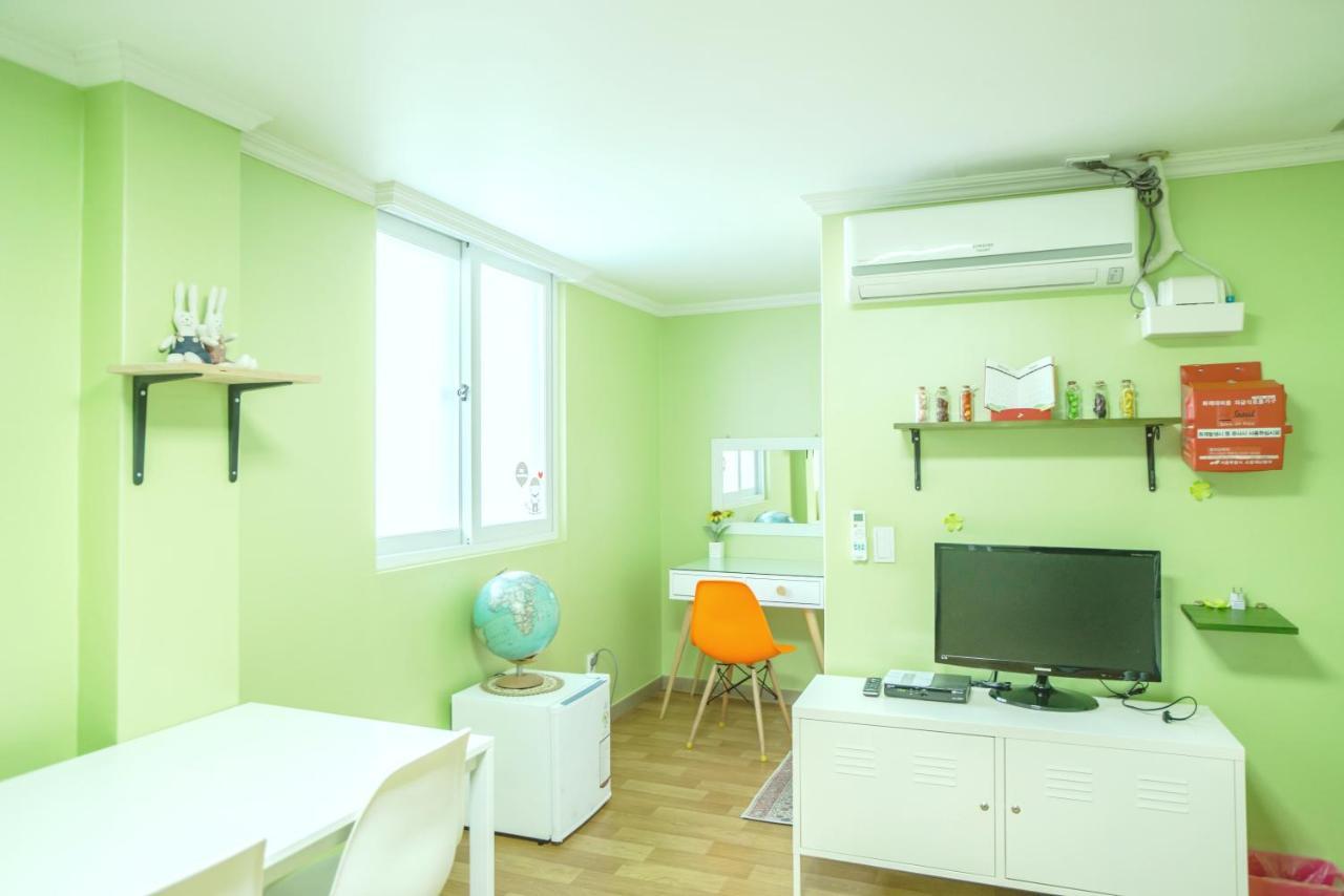 Dalkom Myeongdong Guesthouse Seoul Exterior photo